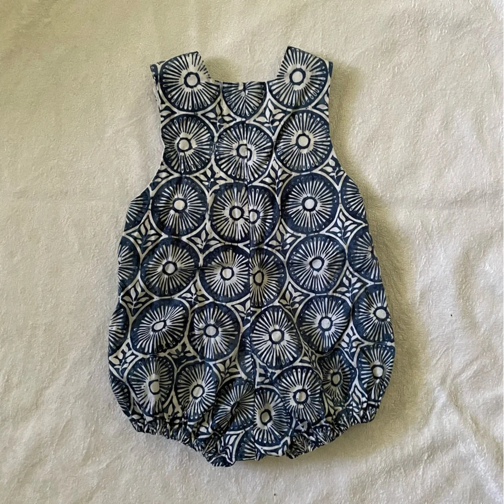 CLOUD COTTON Navy White shibori tie dye print cotton romper size 00 summer baby - Picture 6 of 6